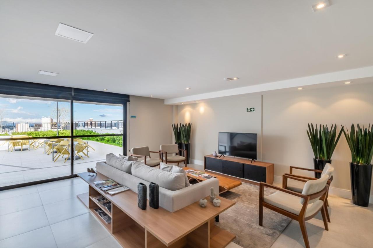 Apartamento Studio 16 Andar Centro - Ayn065 *