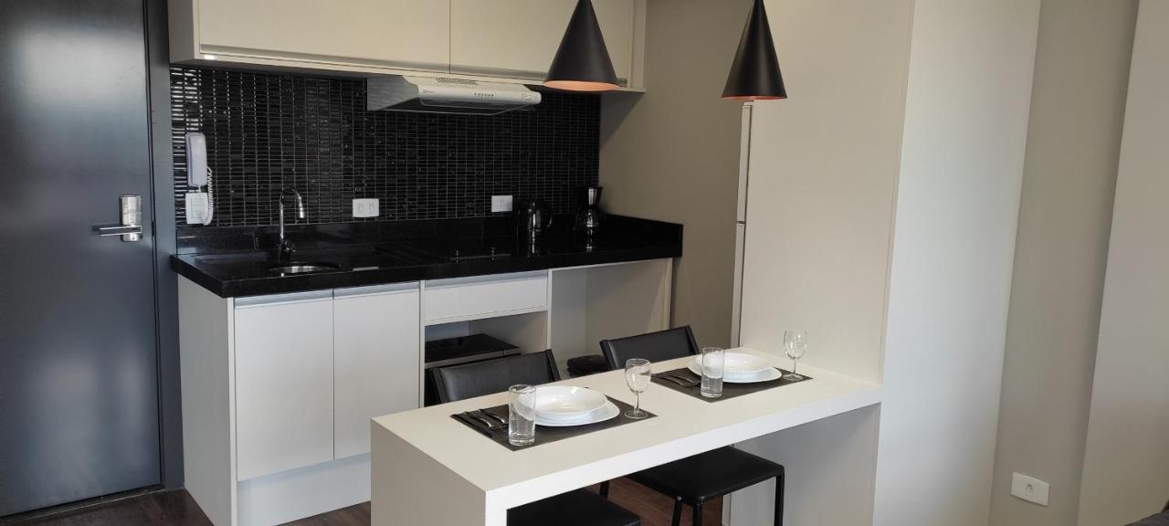 Apartamento Studio 16 Andar Centro - Ayn065 *